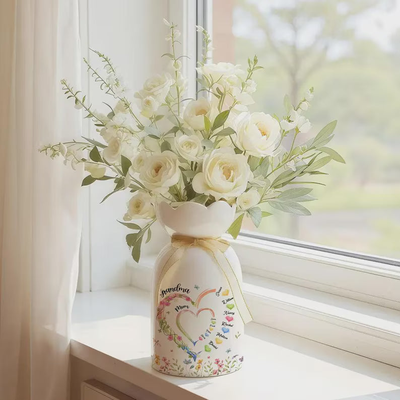 Personalized Grandma Heart Vase with Names, Custom Mother's Day Gift, First Mom Now Grandma, Floral Heart Ribbon Tie Flower Vase for Grandma